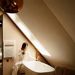 Ocean House Scheveningen Aparthotel